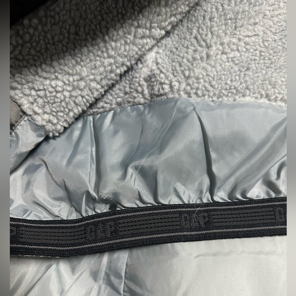 Gap kids cold control puffer coat black & gray